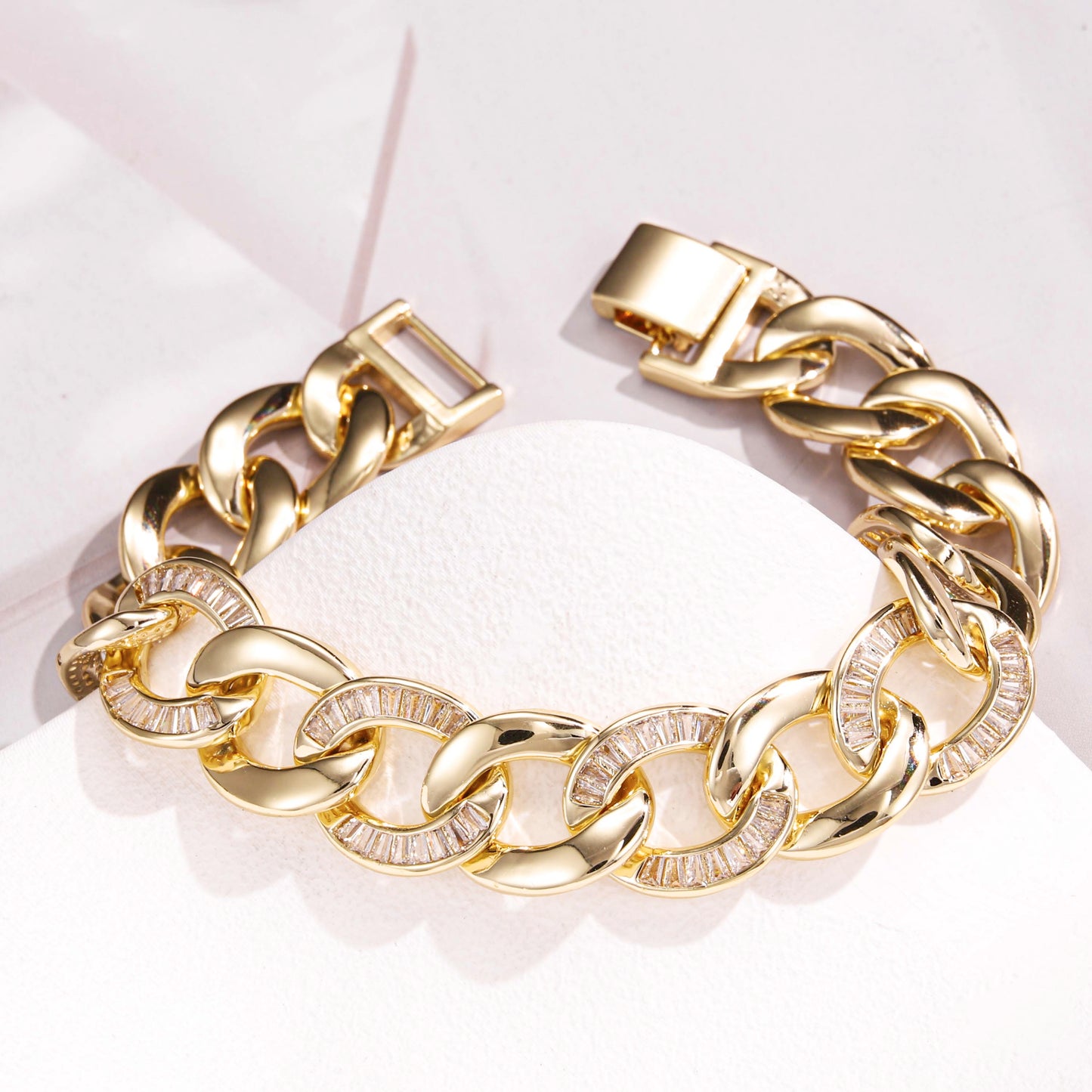 PinkFancy Jewelry 14K Gold-plated copper cubic zirconia setting Miami Cuba Chain wholesale