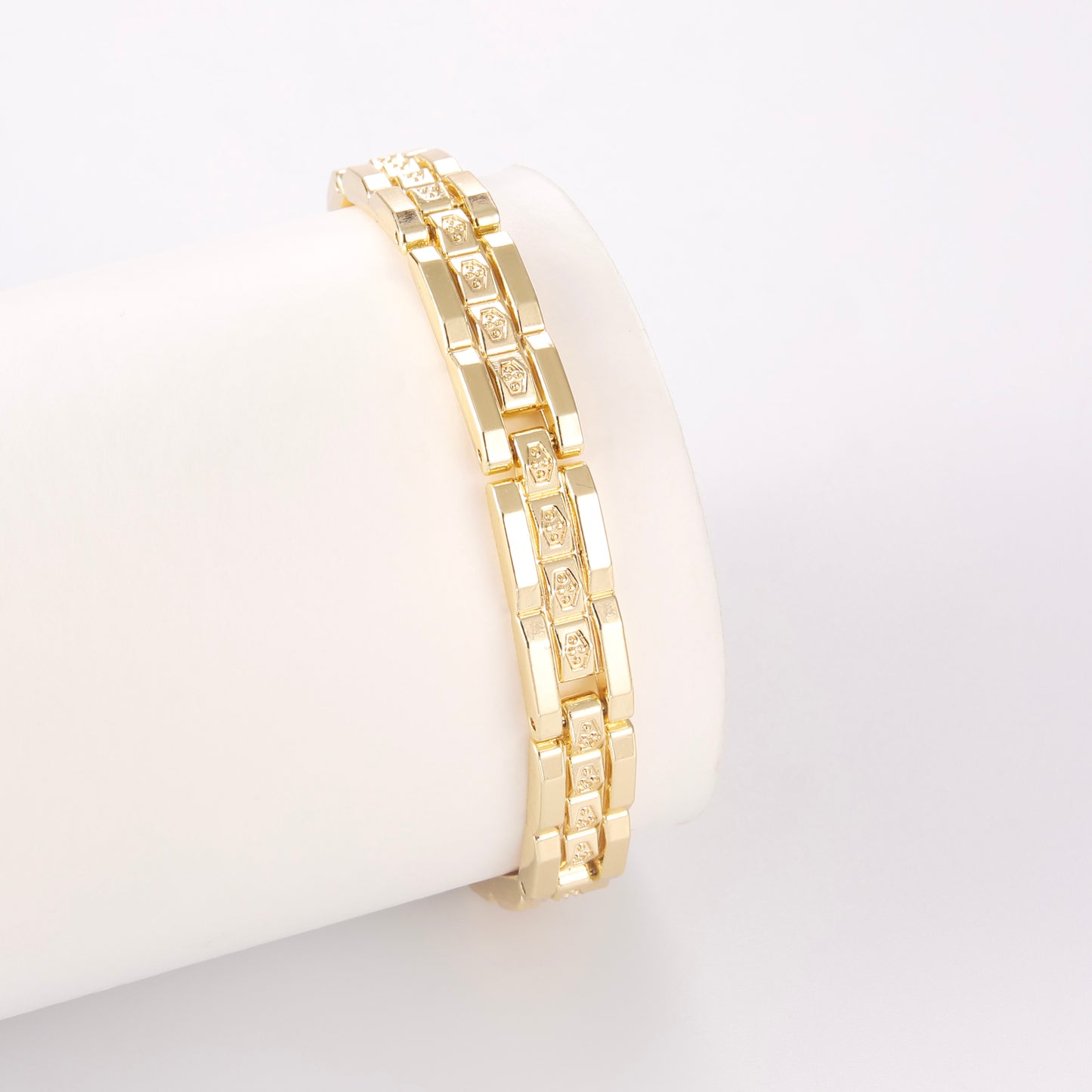PinkFancy Jewelry 14K Gold-plated copper cubic zirconia setting  openwork carved maze design wholesale bracelet